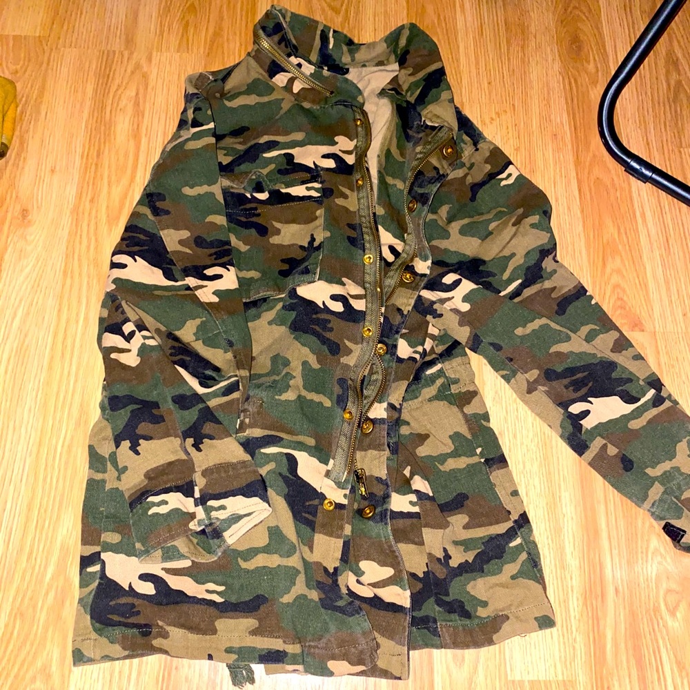 XL CAMO JACKET
